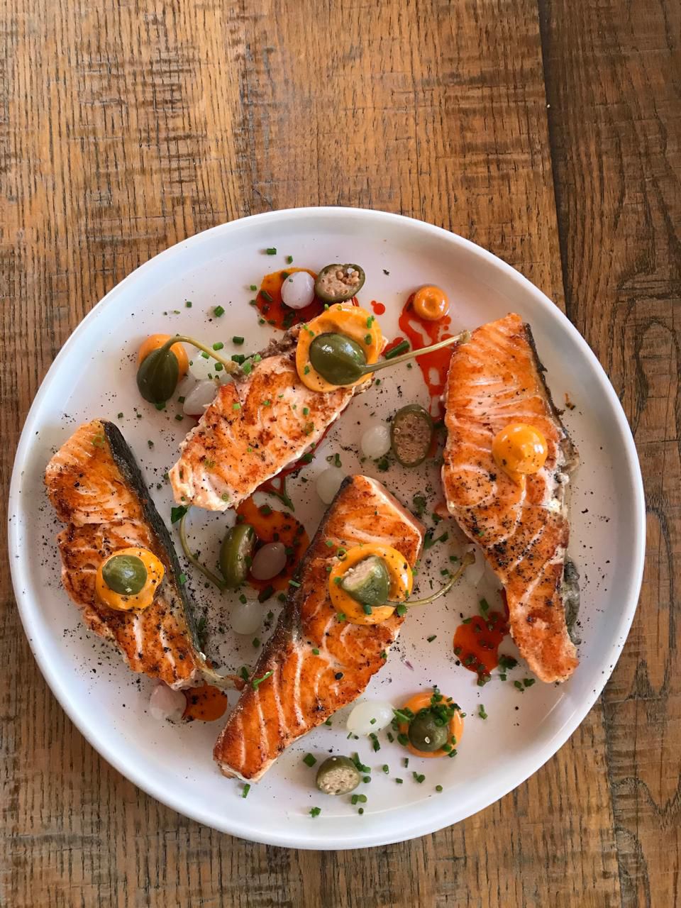 Salmon plate